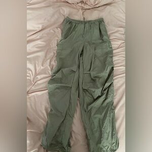 baggy cargo parachute pants